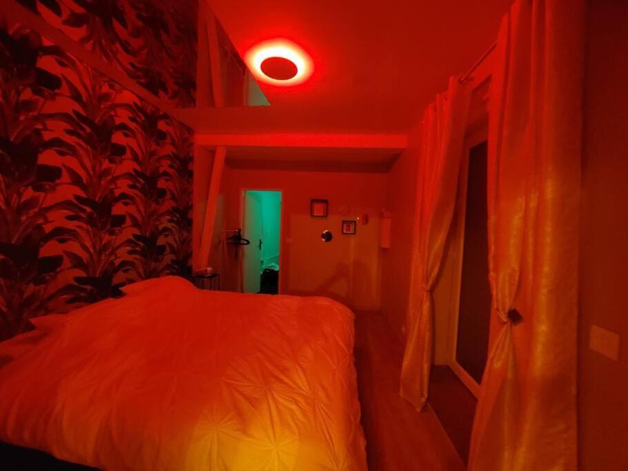 Love Room « L'Etreinte Doree » Illiers-Combray Eksteriør billede
