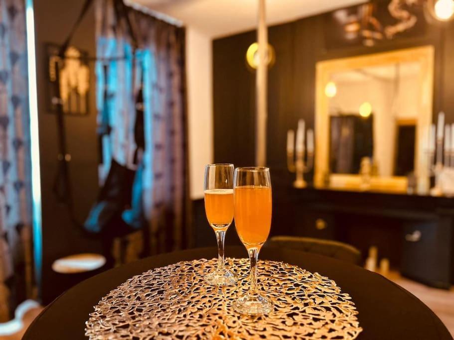 Love Room « L'Etreinte Doree » Illiers-Combray Eksteriør billede