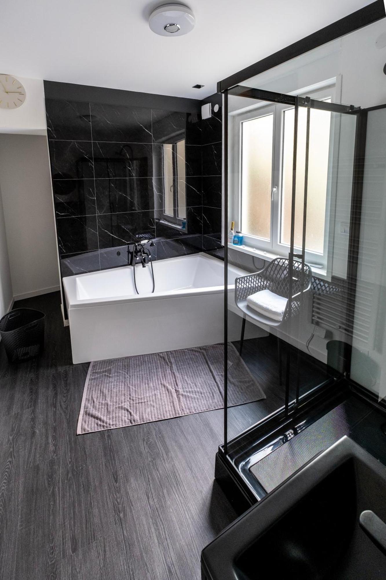 Love Room « L'Etreinte Doree » Illiers-Combray Eksteriør billede